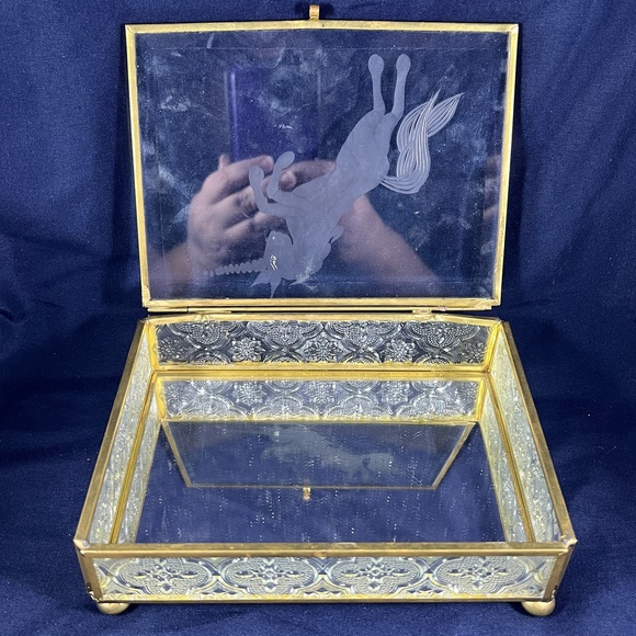 Vintage Etched Unicorn Glass Jewelry Box Gold Hinged Lid Ornate Collectible - Picture 5 of 10